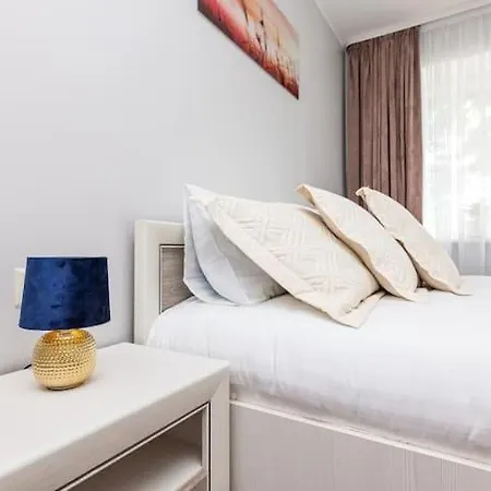 Pusyno 1 公寓 克莱佩达